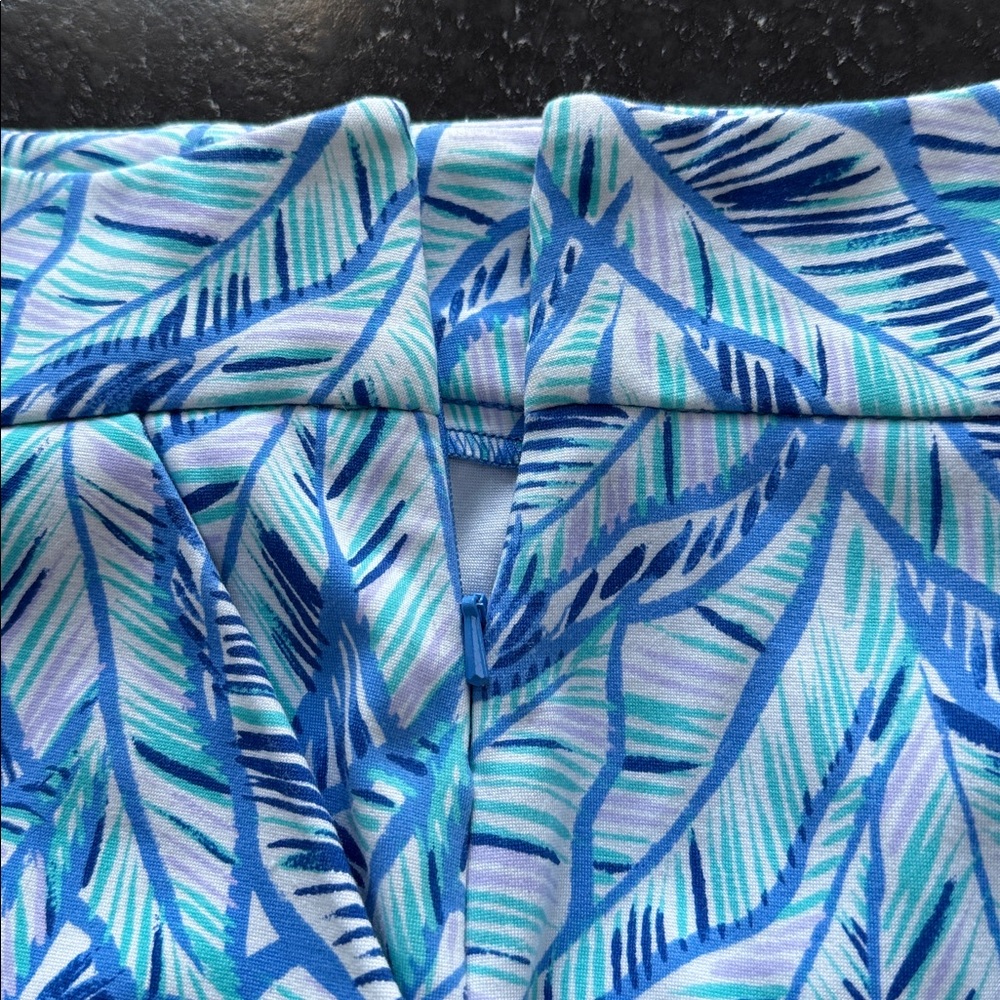 Lilly Pulitzer 4” Stretch Women's Shorts - Picture 5 of 6